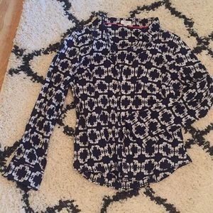 Crown & Ivy Long Sleeve Botton Up/Down